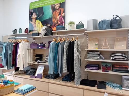 BURGOS-Nueva Tienda-Inauguracion 4 dic-25