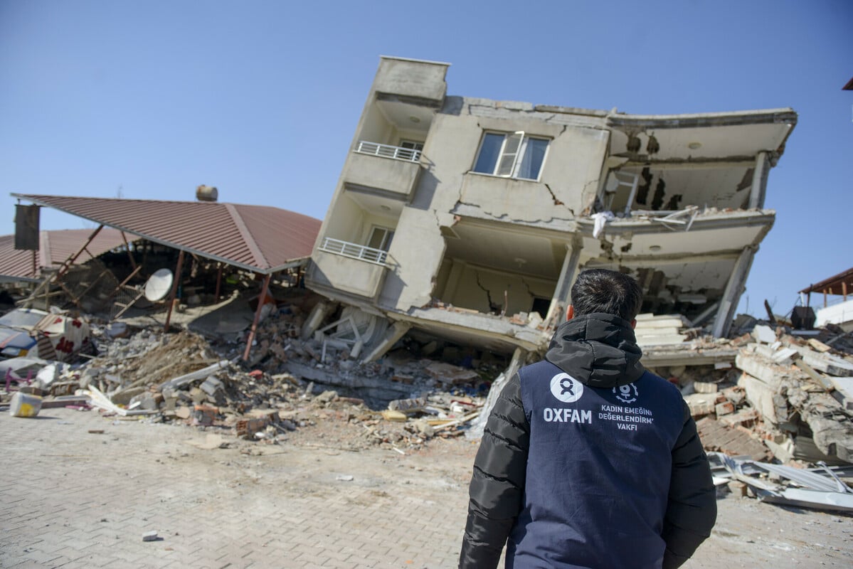 RS353394_Southeast Turkiye and Syria earthquake-scr