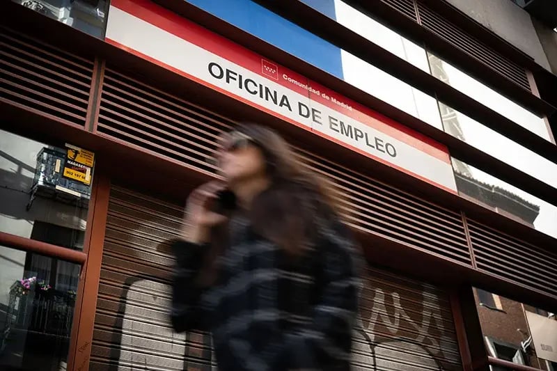 portada-informe-precariedad-laboral-jovenes