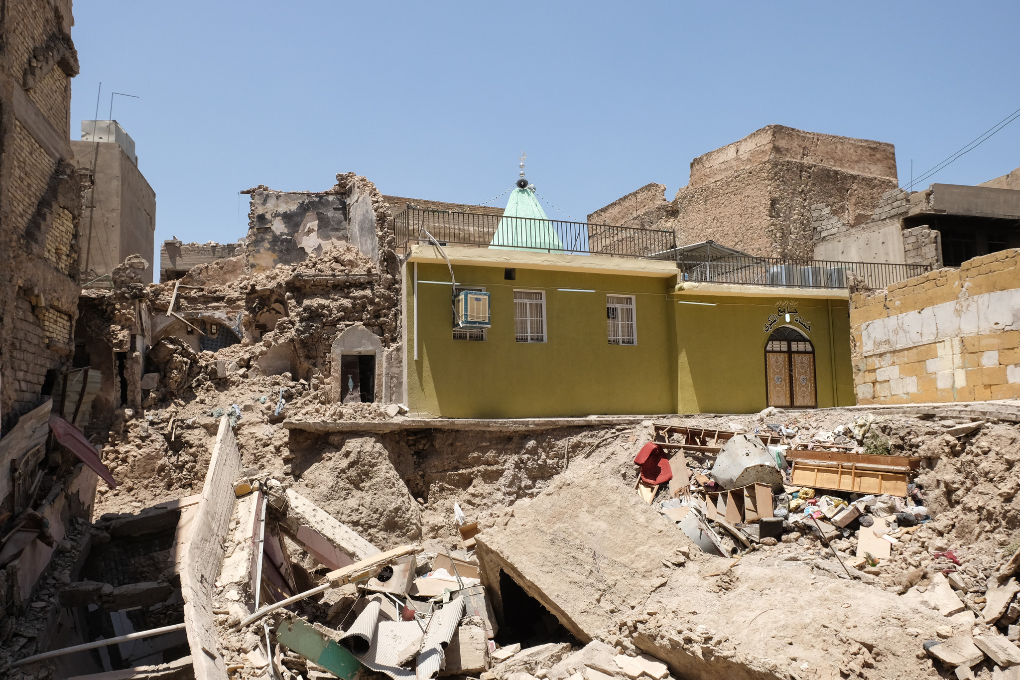 OGB_112988_Damaged homes in the old city of Mosul